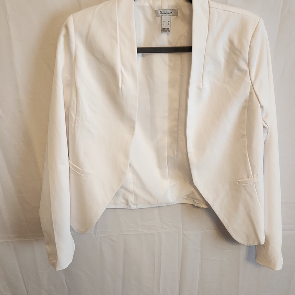 REVAMPED Milky Cream White Classy Elegant Open Collar Cropped Blazer $178 XS - Picture 2 of 3
